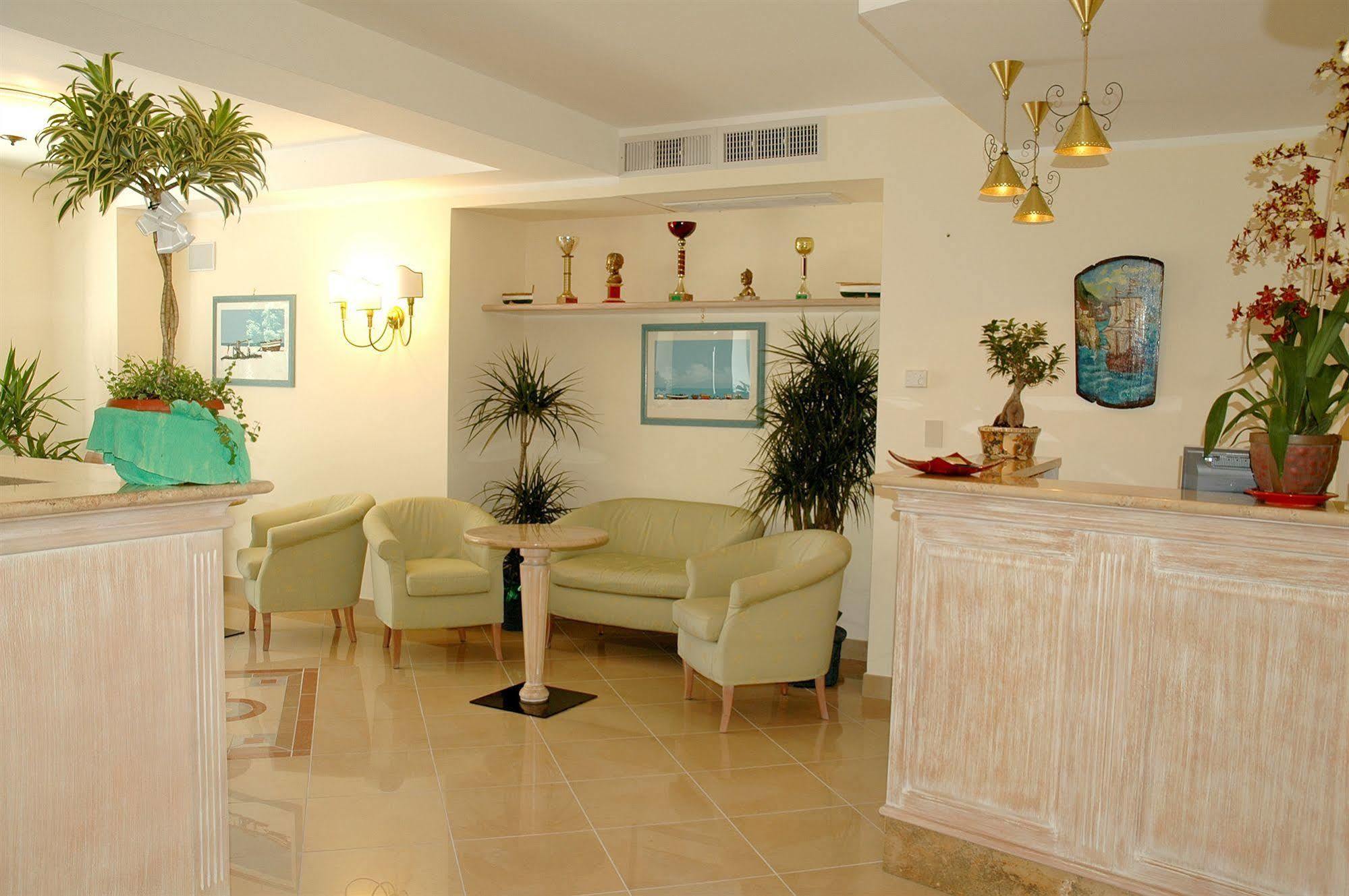 La Pergola Hotel 3*